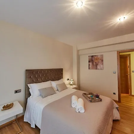 Vut Salvador Santiago * Santiago de Compostela